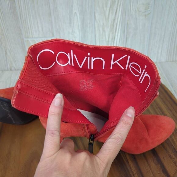 Calvin Klein Womens 8 Owena Suede Ankle Boots Red Chain Detail Zips High Heel - Picture 10 of 11